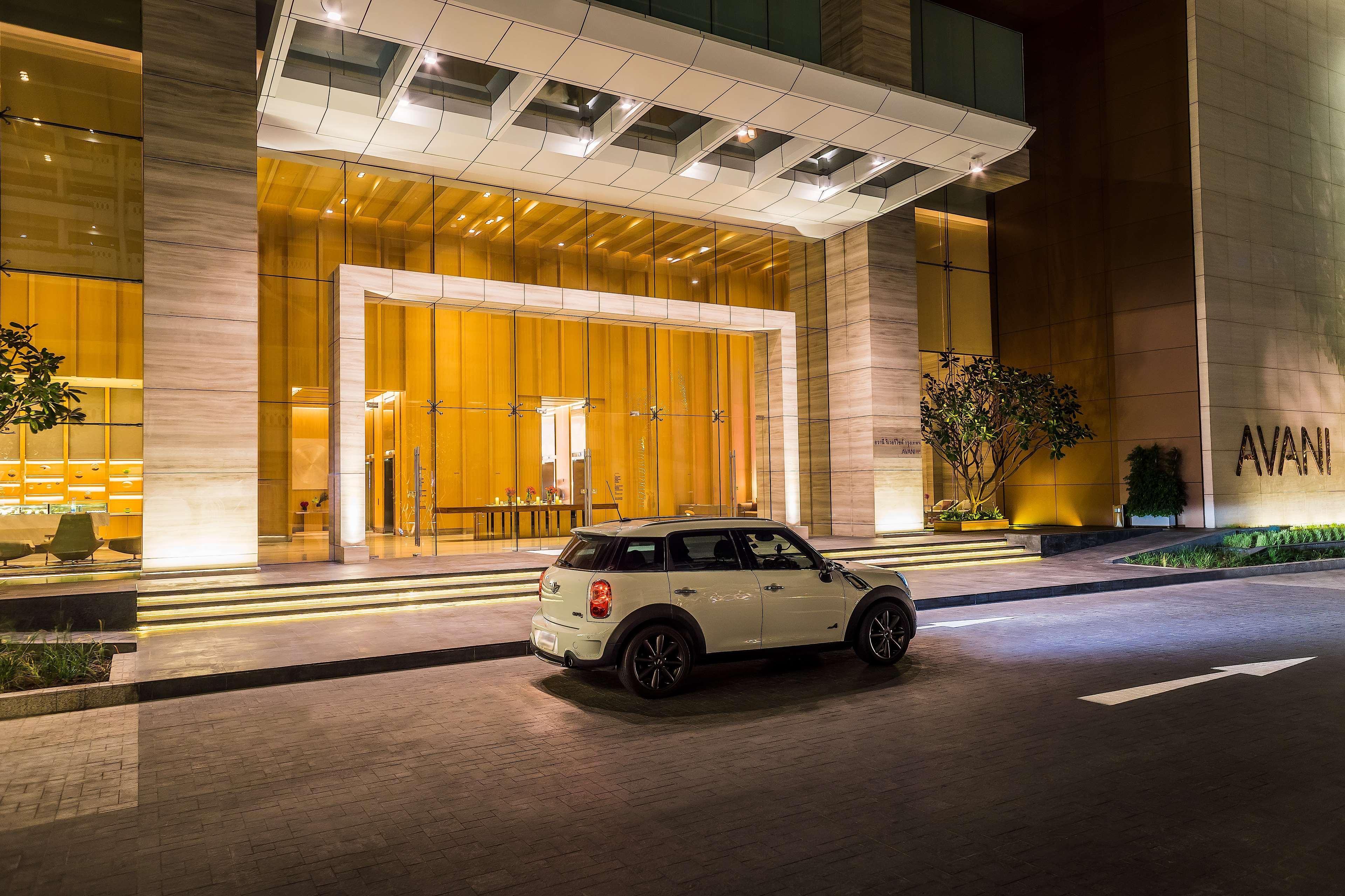 Avani Plus Riverside Bangkok Hotel Exterior photo The entrance of the hotel