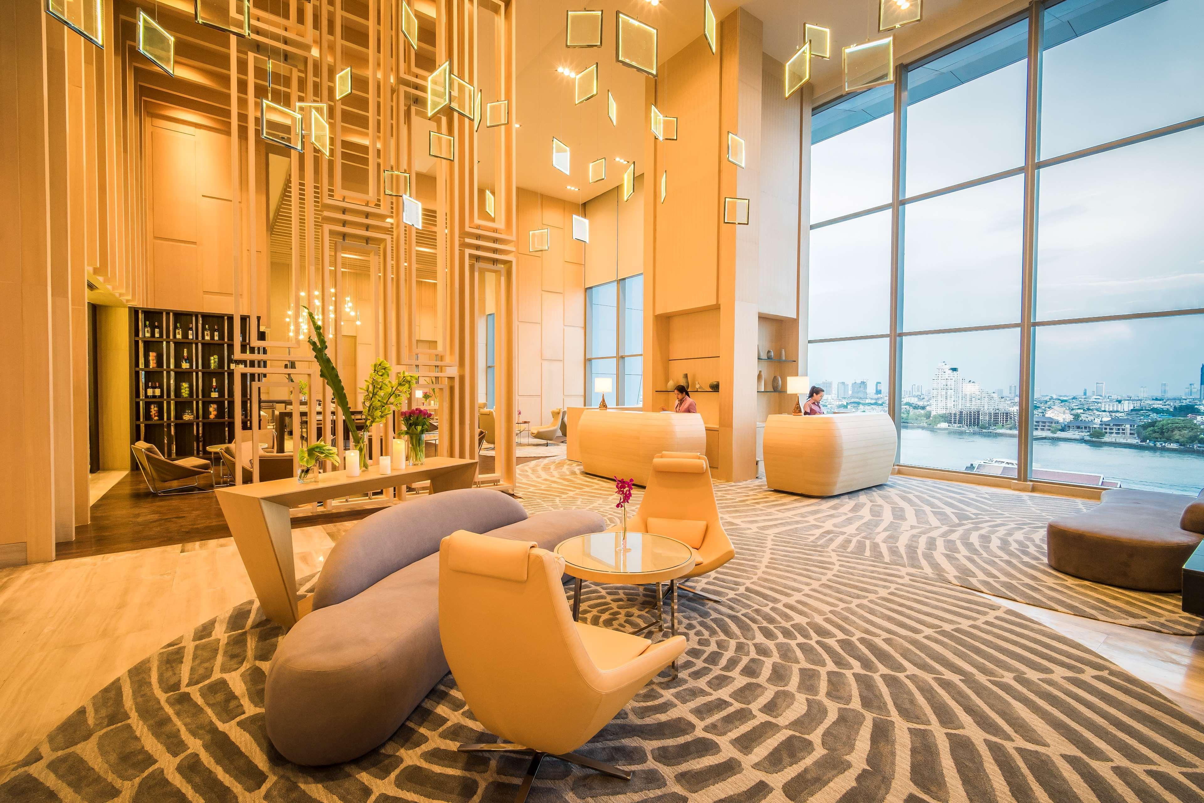 Avani Plus Riverside Bangkok Hotel Exterior photo The lobby of the hotel