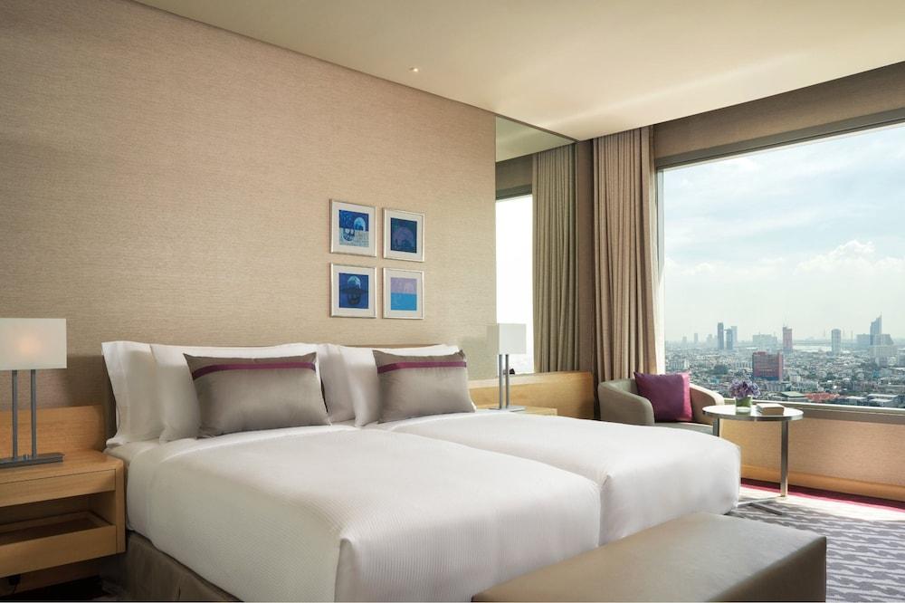 Avani Plus Riverside Bangkok Hotel Exterior photo Deluxe Room