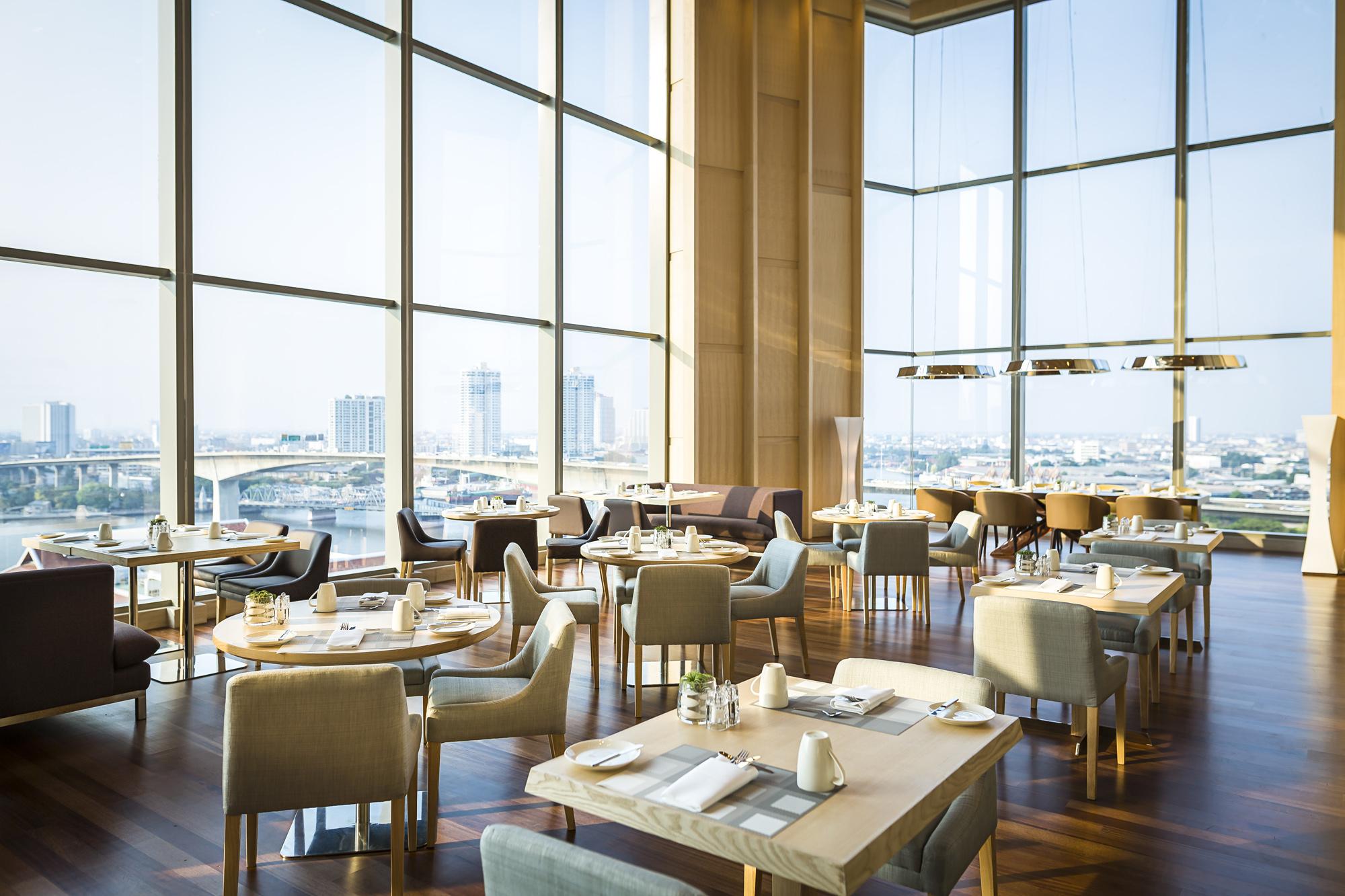 Avani Plus Riverside Bangkok Hotel Exterior photo The Club at the St. Regis Bangkok