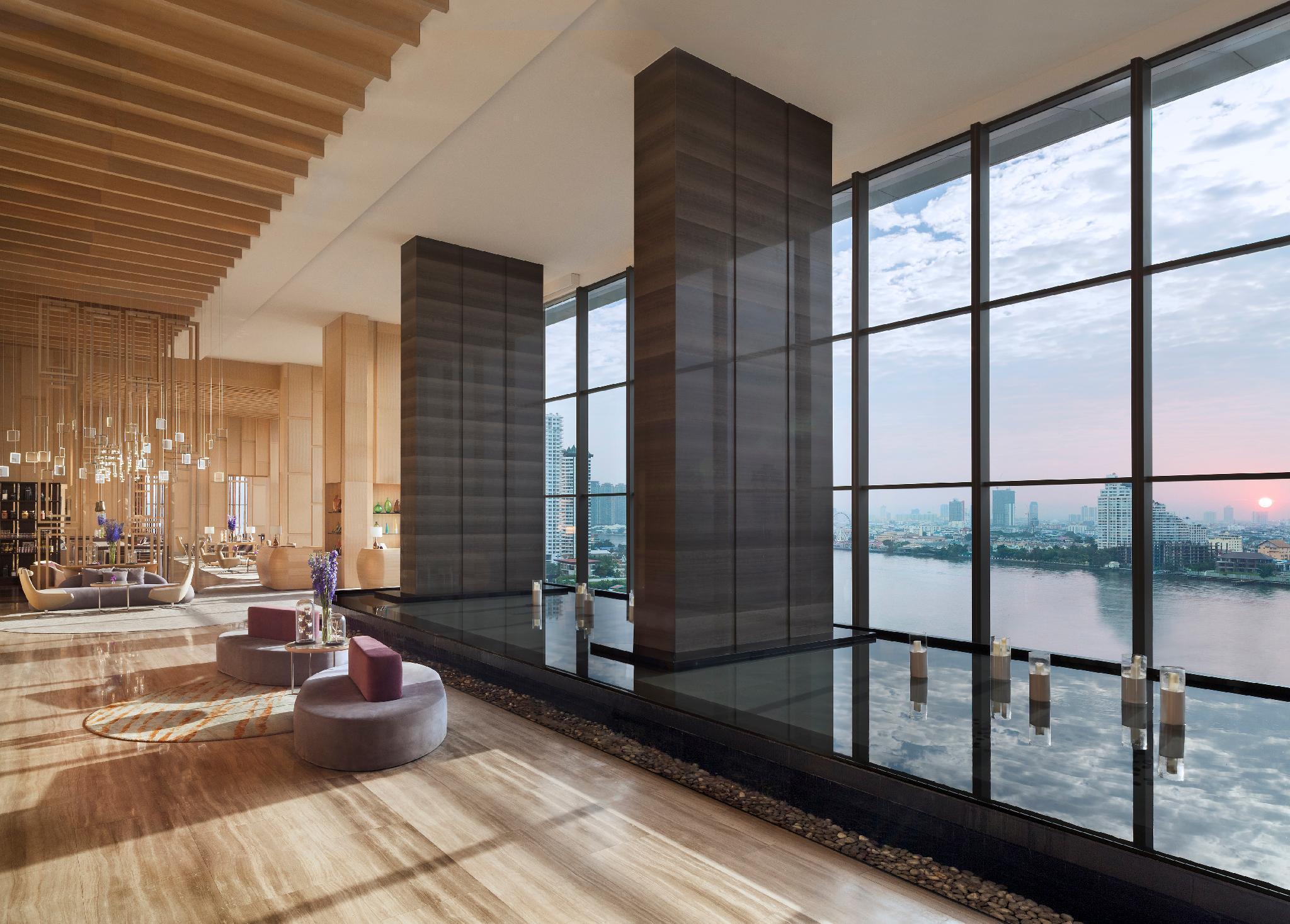Avani Plus Riverside Bangkok Hotel Exterior photo The 101 Lounge