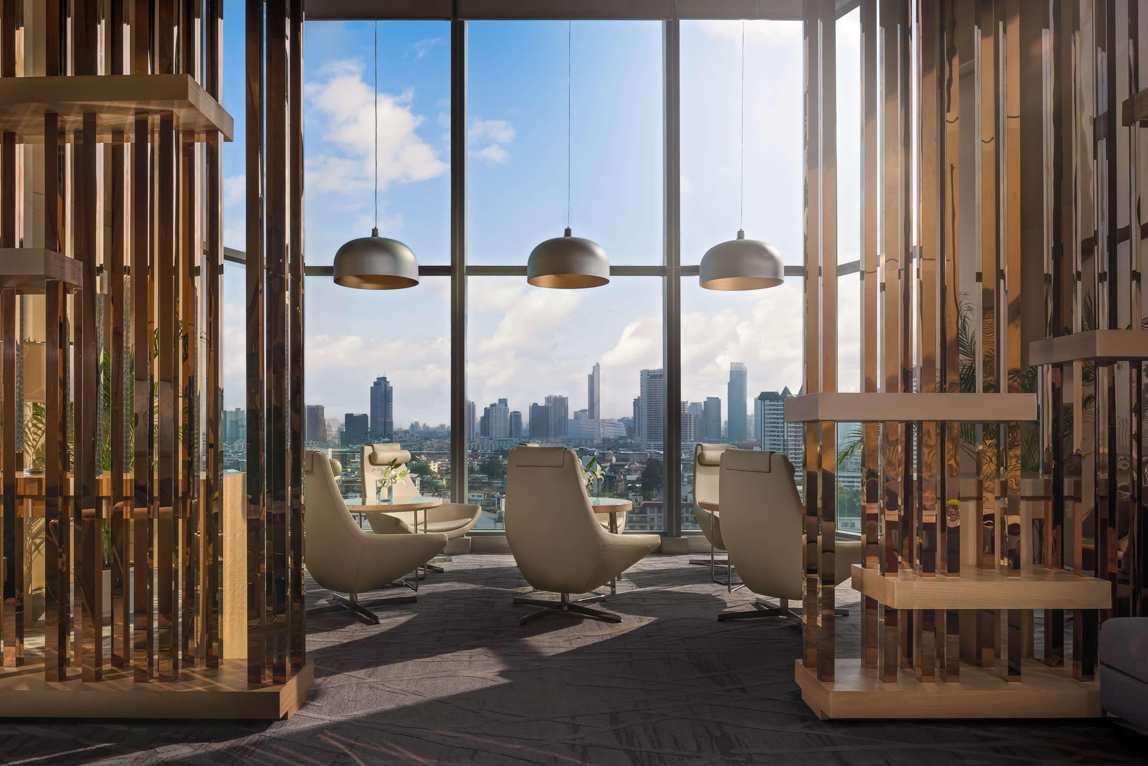 Avani Plus Riverside Bangkok Hotel Exterior photo The Club at Suvarnabhumi Airport
