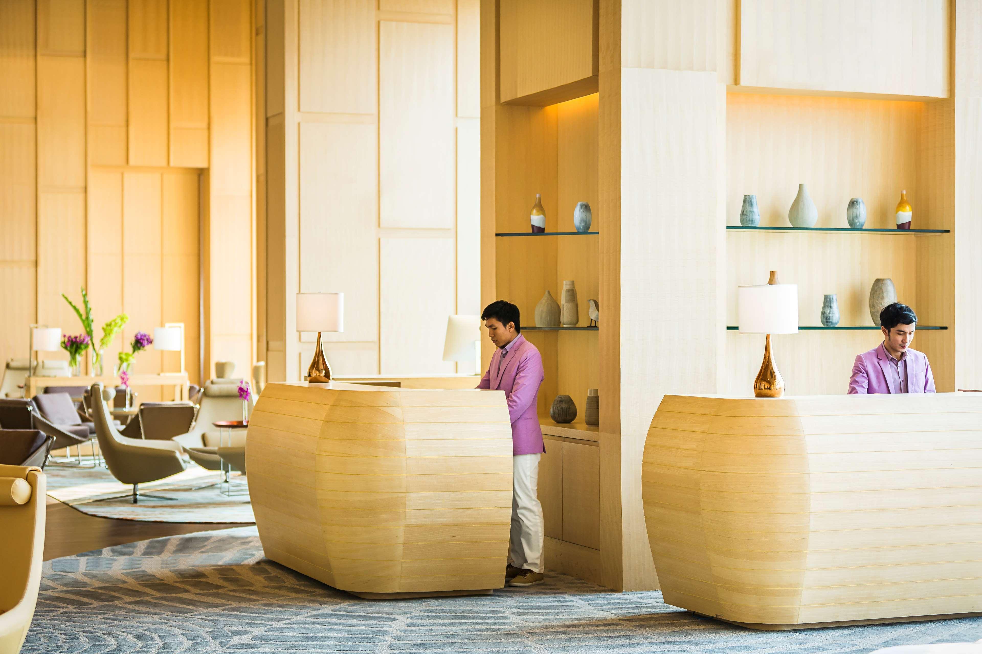 Avani Plus Riverside Bangkok Hotel Exterior photo Concierge at the Concierge Desk