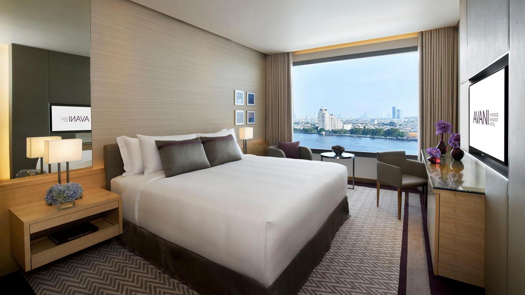 Avani Plus Riverside Bangkok Hotel Exterior photo Deluxe River View
