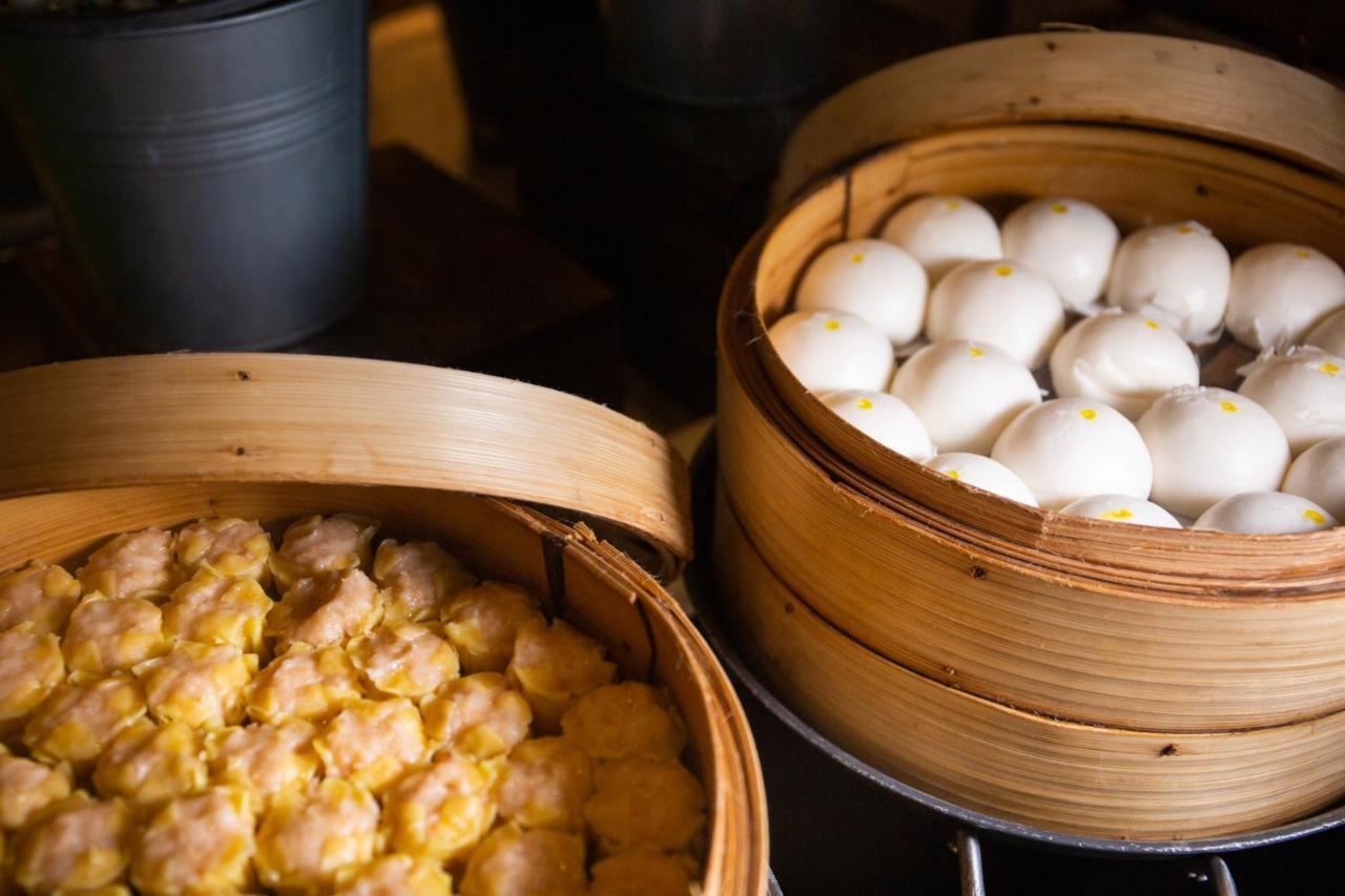 Avani Plus Riverside Bangkok Hotel Exterior photo Dim sum
